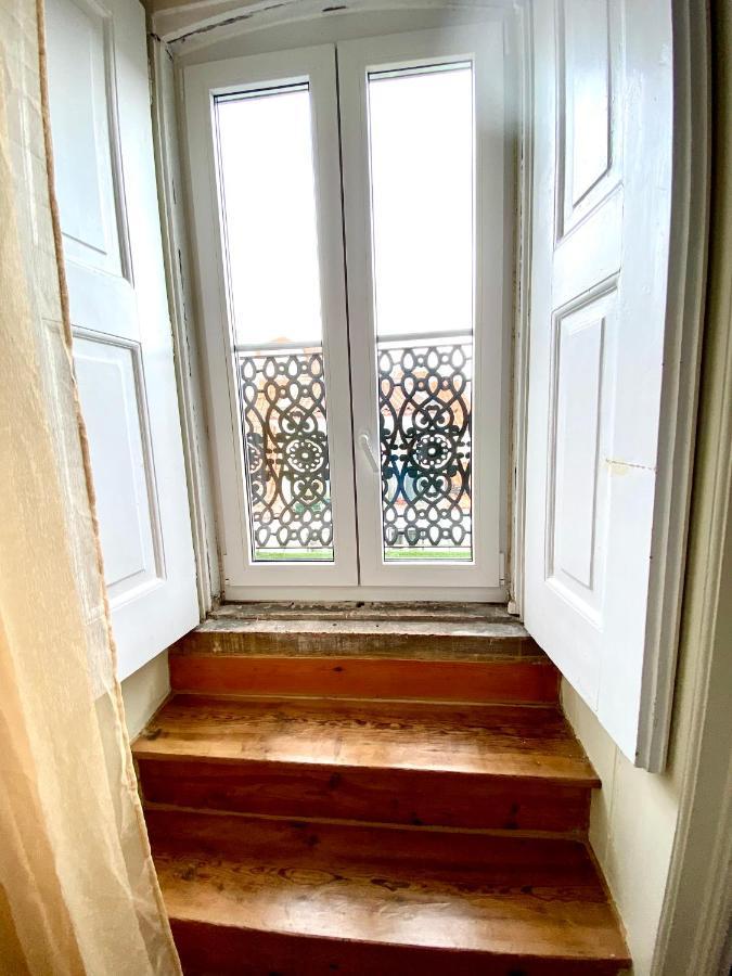 Nature Chiado 2- Cozy Little Double Room With Shared Bathroom Lisboa Extérieur photo